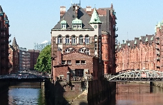 Гамбург - город мостов, моряков и миллионеров